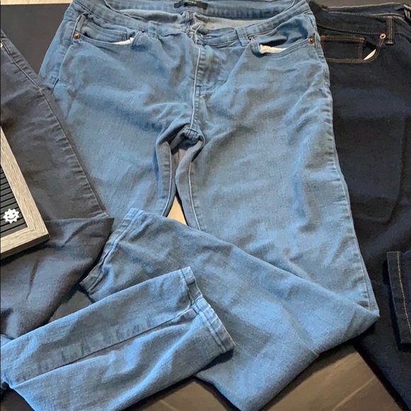 3 FOR $20 - Picture 3 of 7